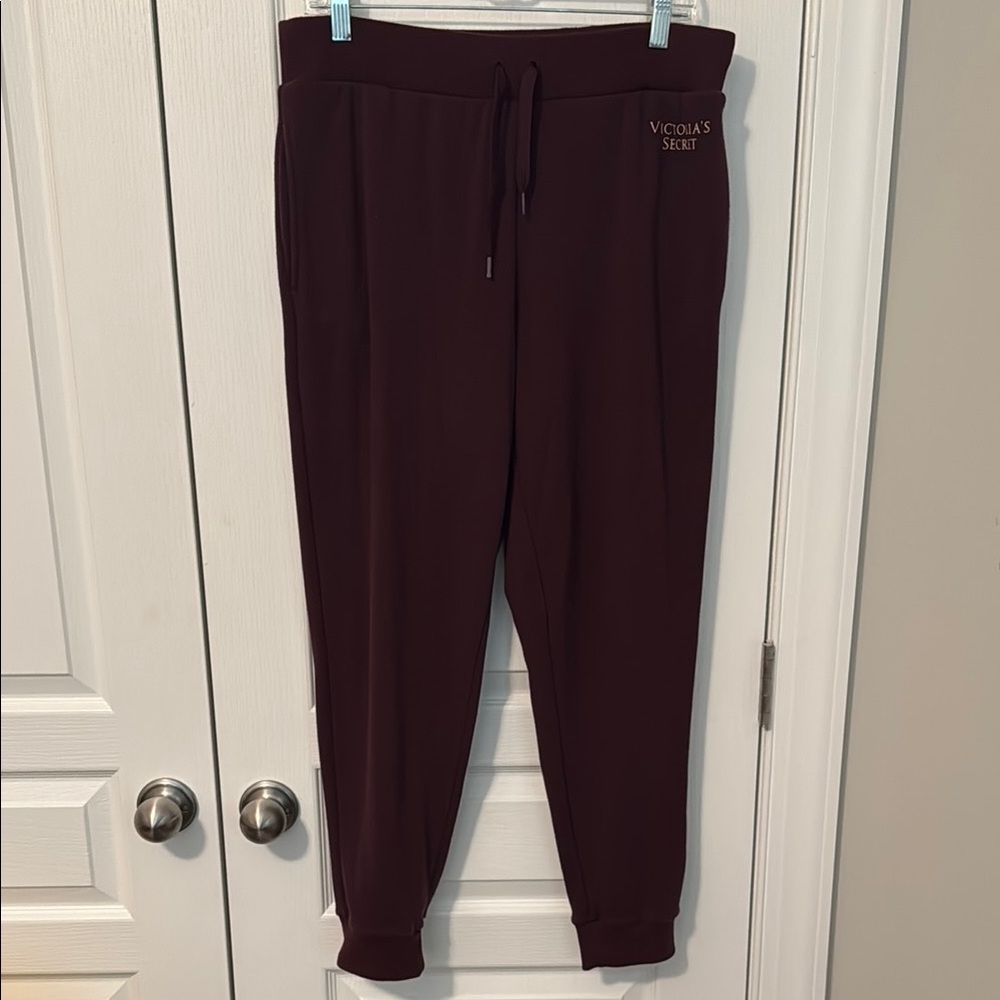 Victoria's Secret Women’s Medium Maroon Jogger Pants